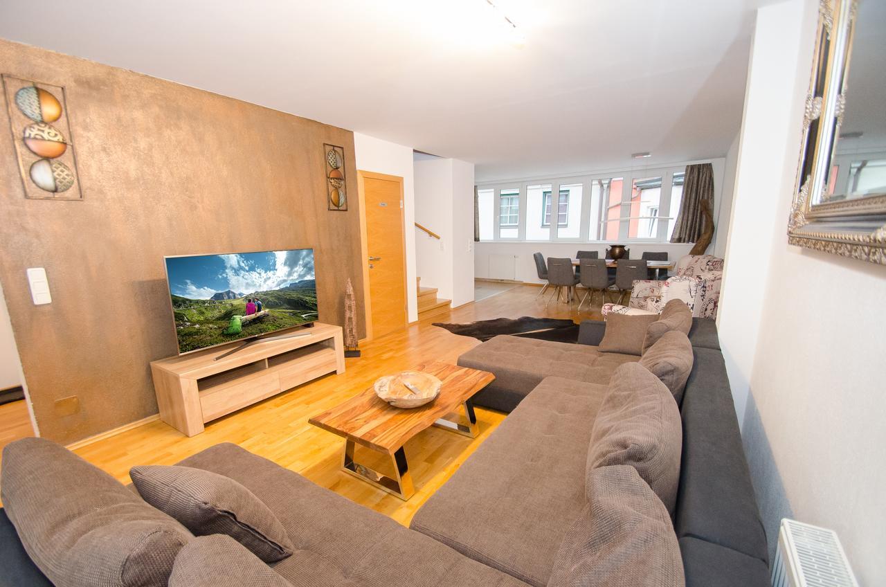 צל-אם-זי Penthouse Seven By All In One Apartments מראה חיצוני תמונה