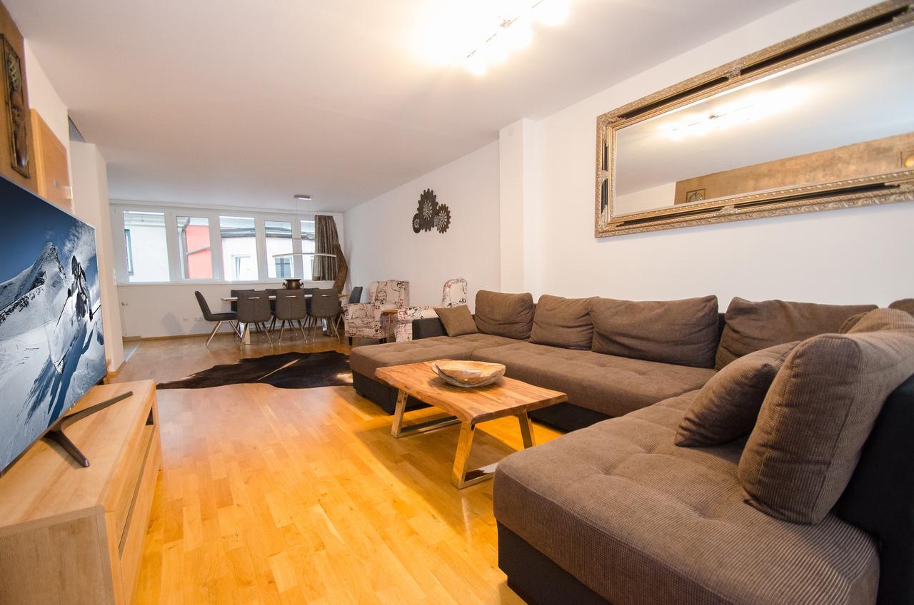 צל-אם-זי Penthouse Seven By All In One Apartments מראה חיצוני תמונה